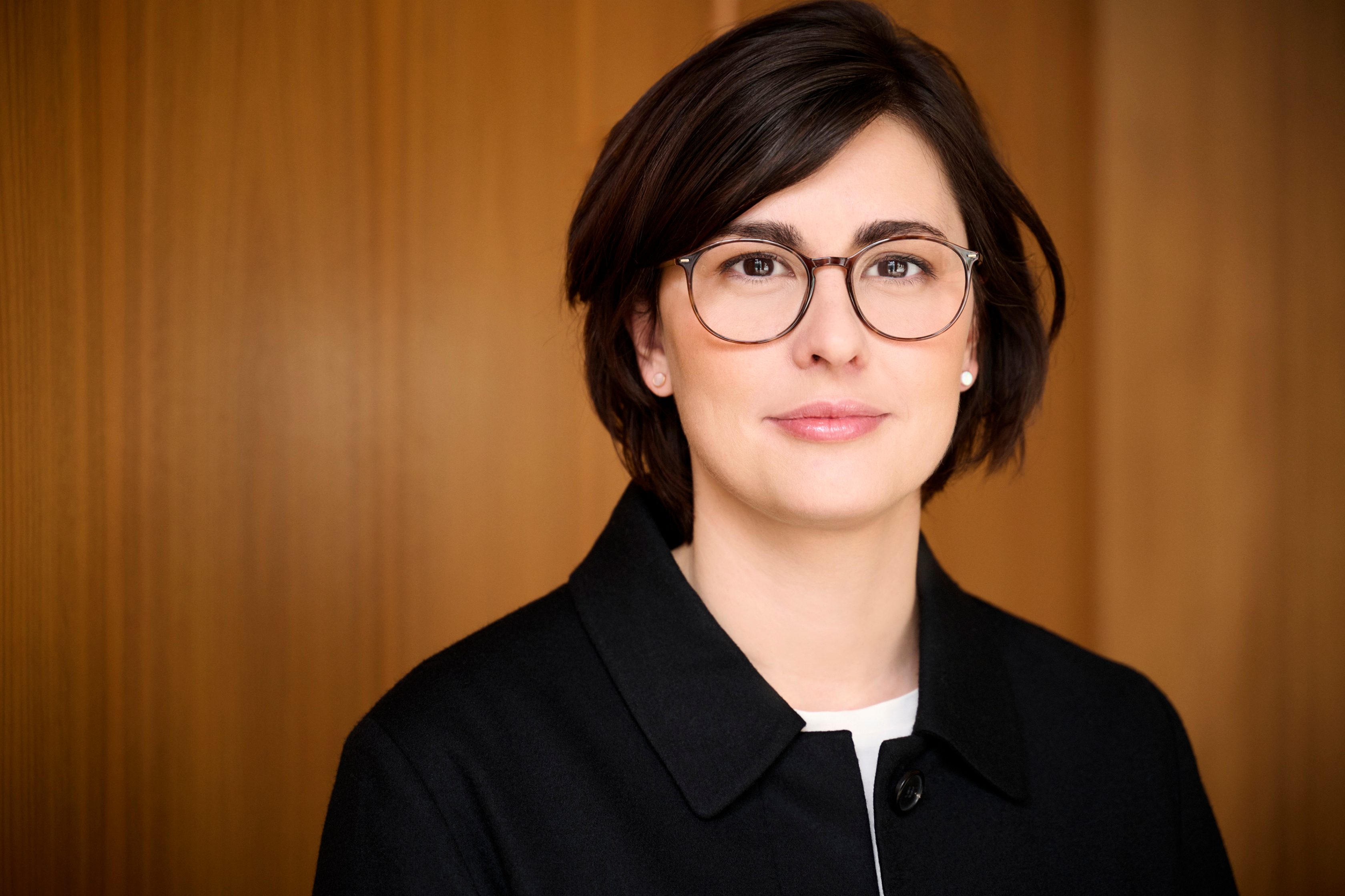Porträt von Olivia Pauthner, Managing Director bei Allianz Partners Deutschland 