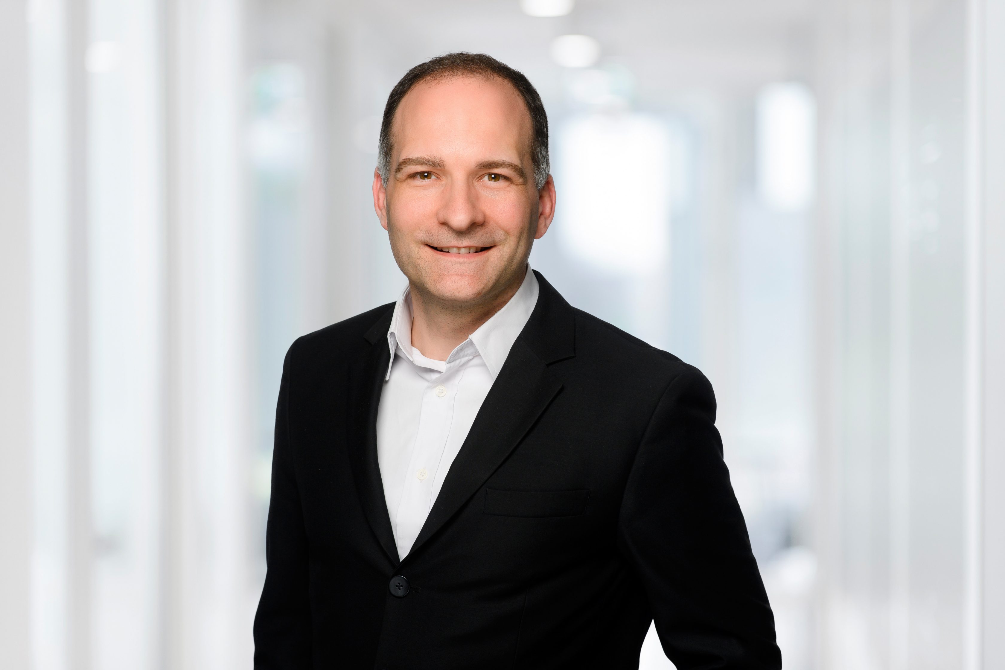 Mathias Grompe, Chief Sales Officer