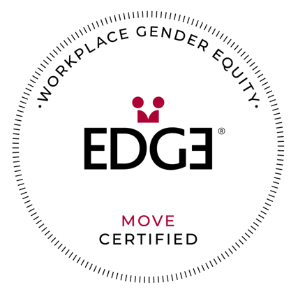 Jeune femme victime de violences conjugales boulversée appelle son assistance