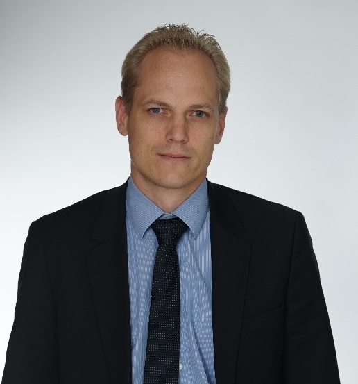 Claudius Leibfritz - CEO of Automotive at Allianz Partners